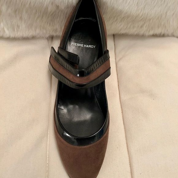 Pierre Hardy Brown Suede Heel - Picture 2 of 3
